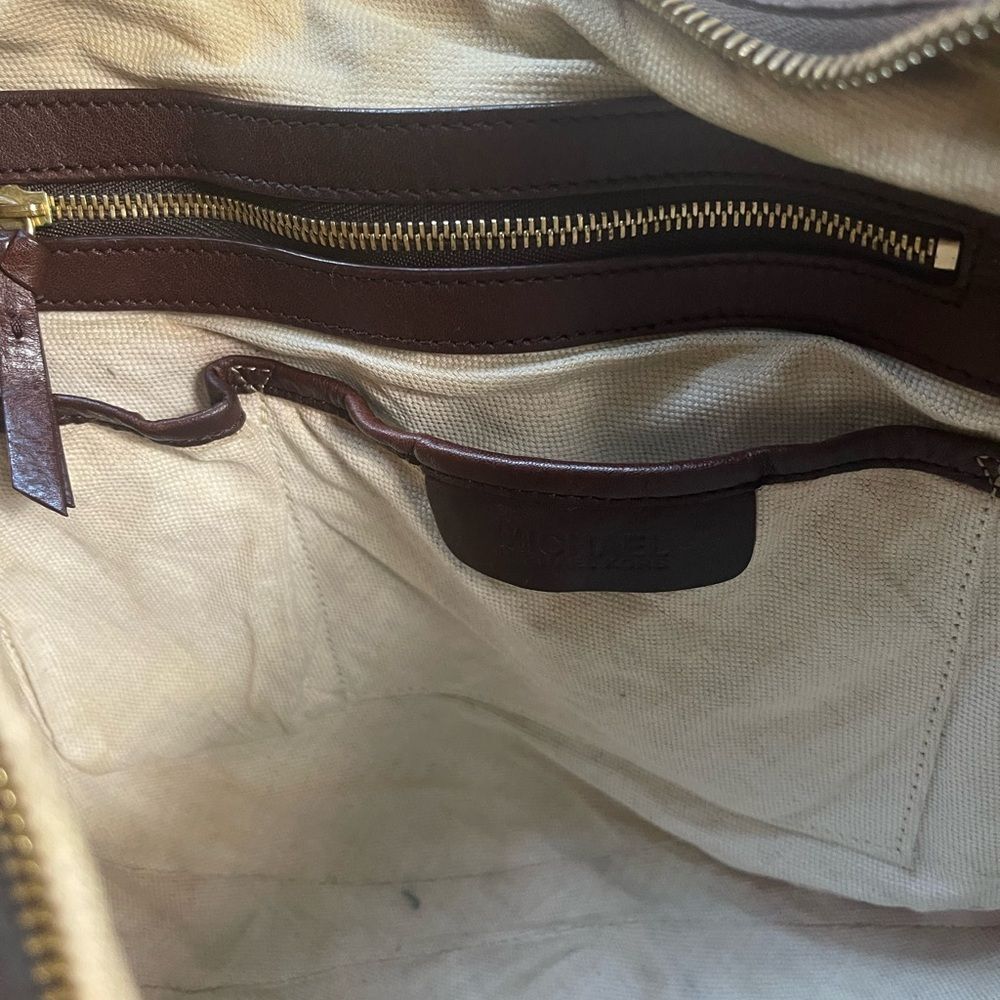 Michael Kors leather dark Brown large hobo bag gold studs accent& hardwares - Picture 12 of 16